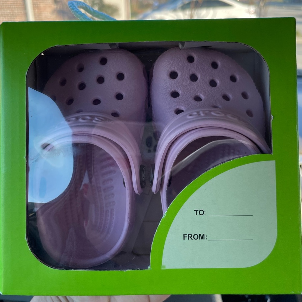 BABY CROCS